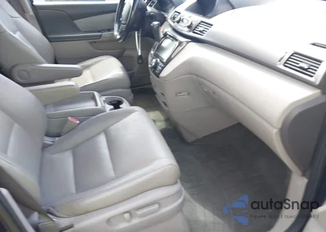 2016 Honda Odyssey Touring/Touring Elite z USA, uszkodzony, nr VIN 5FNRL5H90GB100464